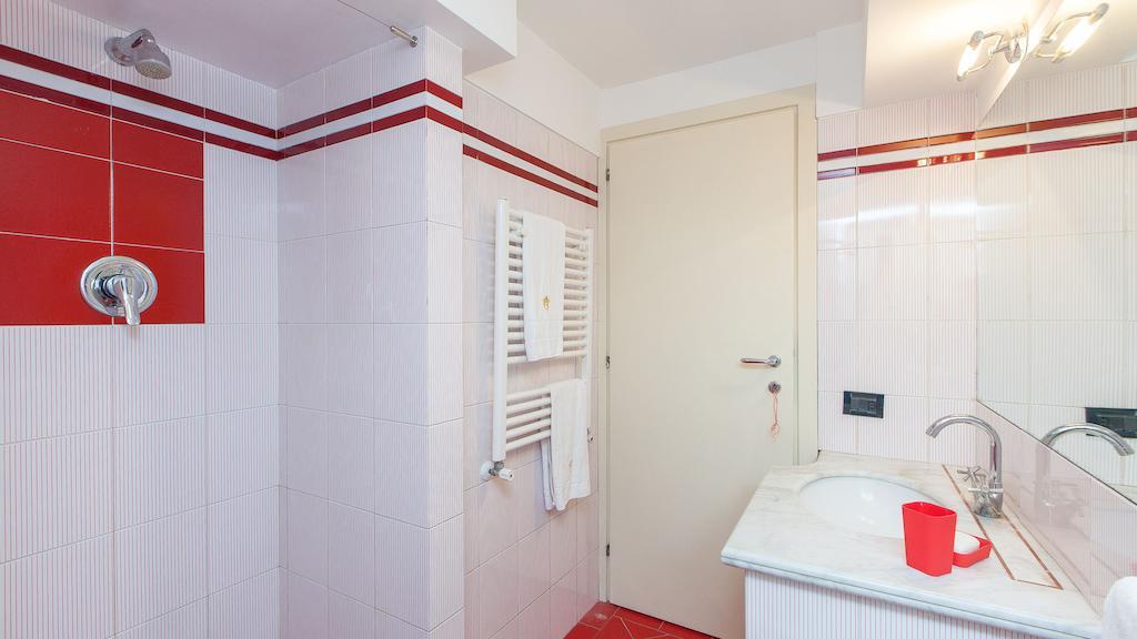 Crociferi 2 Apartment Rome
